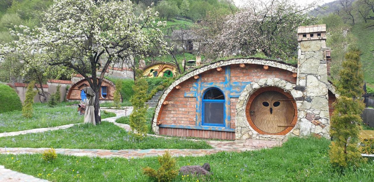 Cozy House Hotel Dilijan Bagian luar foto