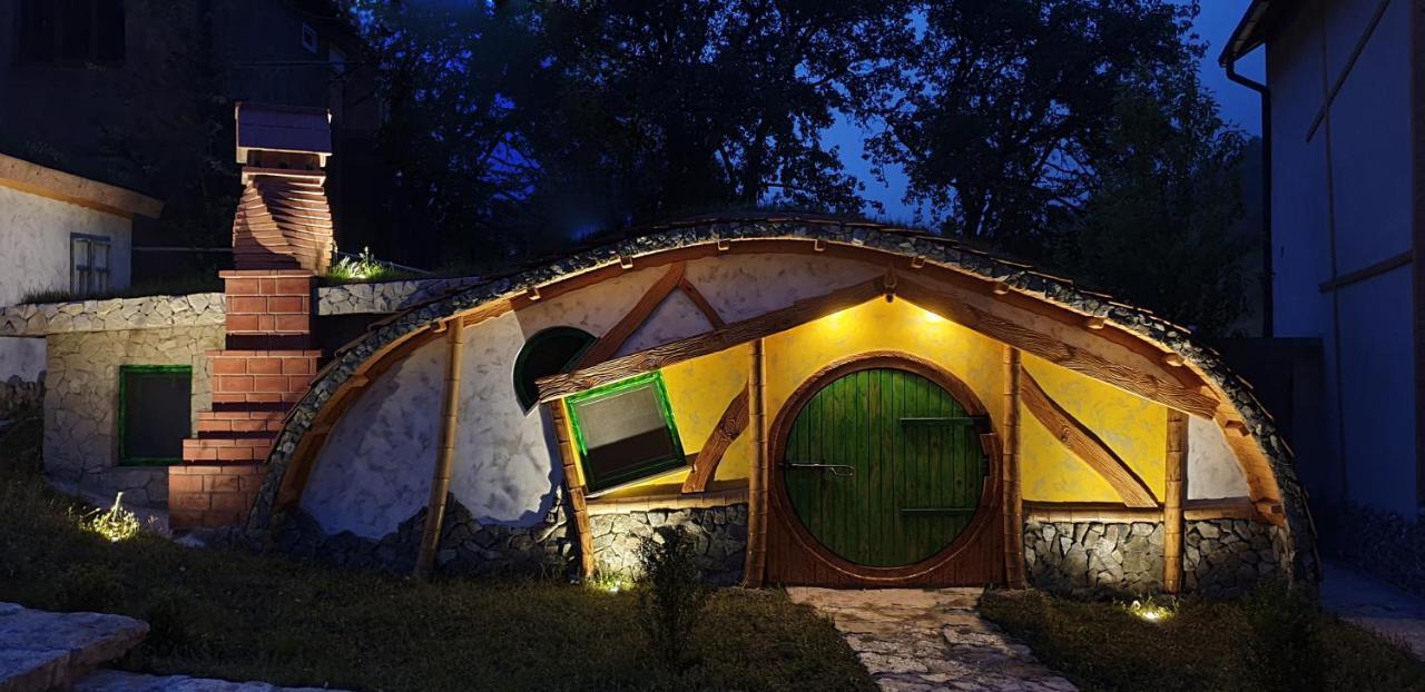 Cozy House Hotel Dilijan Bagian luar foto