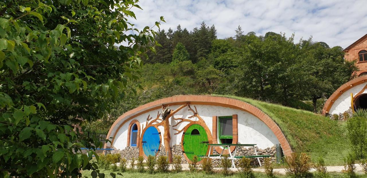 Cozy House Hotel Dilijan Bagian luar foto