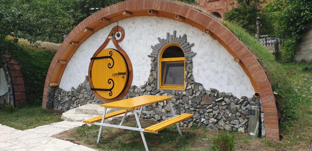 Cozy House Hotel Dilijan Bagian luar foto