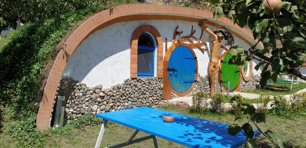 Cozy House Hotel Dilijan Bagian luar foto