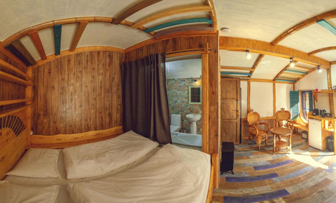 Cozy House Hotel Dilijan Bagian luar foto