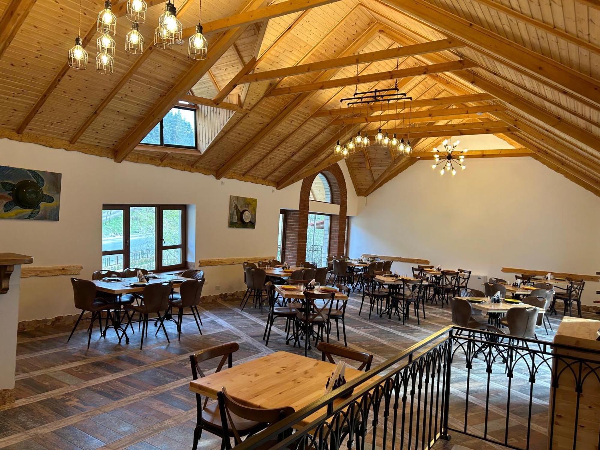 Cozy House Hotel Dilijan Bagian luar foto