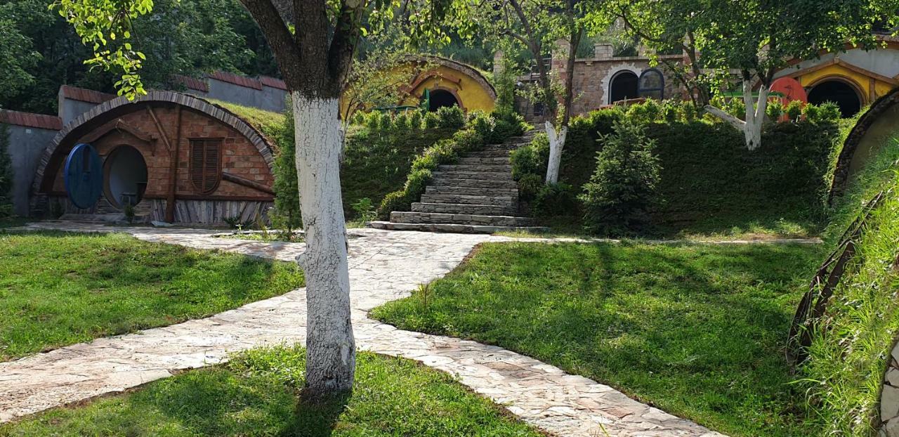 Cozy House Hotel Dilijan Bagian luar foto
