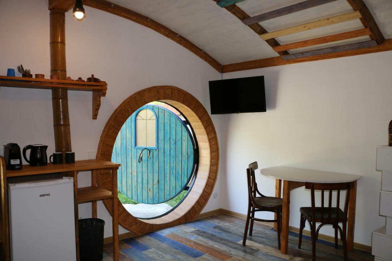 Cozy House Hotel Dilijan Bagian luar foto