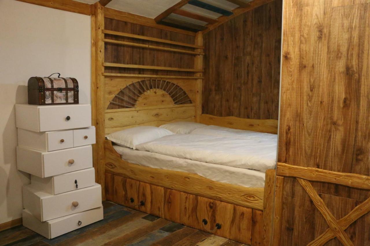 Cozy House Hotel Dilijan Bagian luar foto